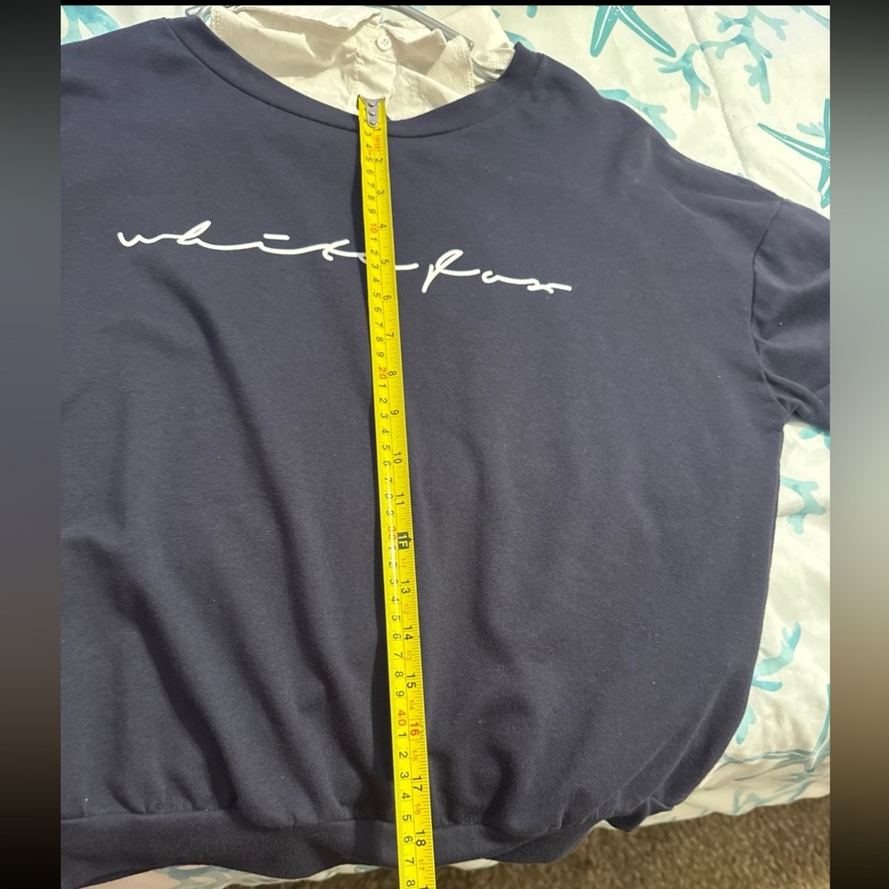 Crew neck collared sweatshirt - Picture 3 of 3